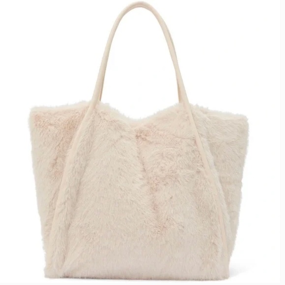NWT Victoria's Secret Ivory Cream Luxe Fuzzy Soft Faux Fur Tote Travel Bag 2025 - Picture 3 of 14